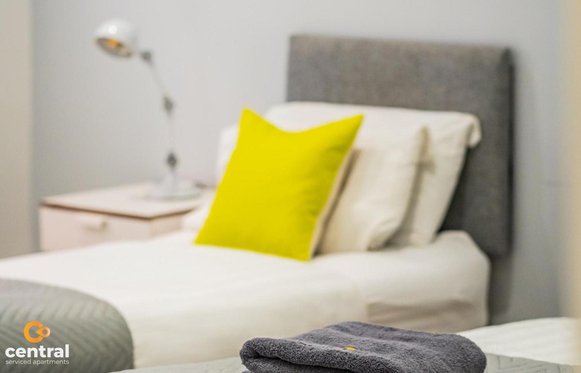 Serviced Apartments: Cozy 2-bedroom Near Centre & Transport * Dundee