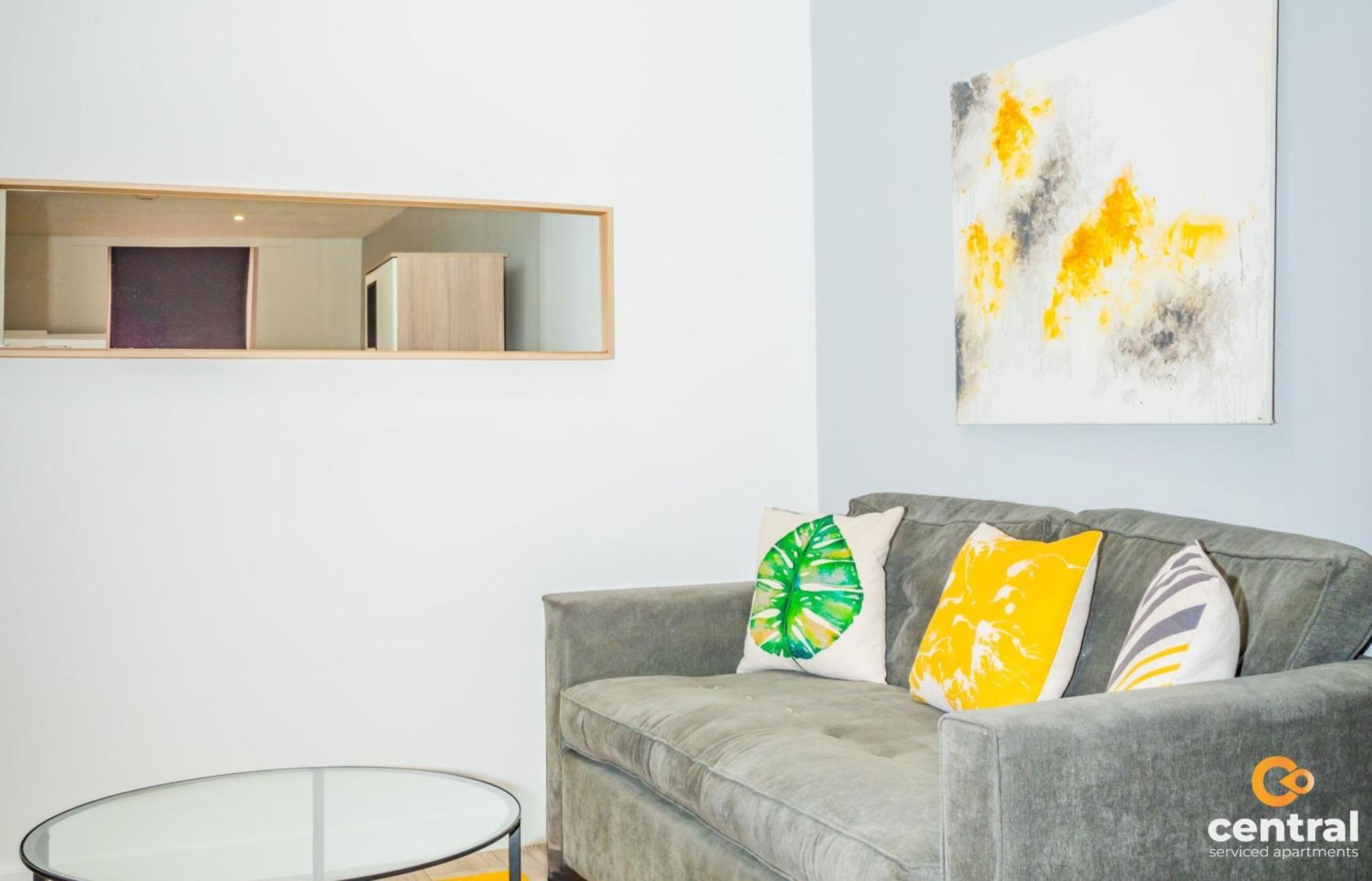 Apartment Serviced Apartments: Cozy 2-bedroom Near Centre & Transport Dundee